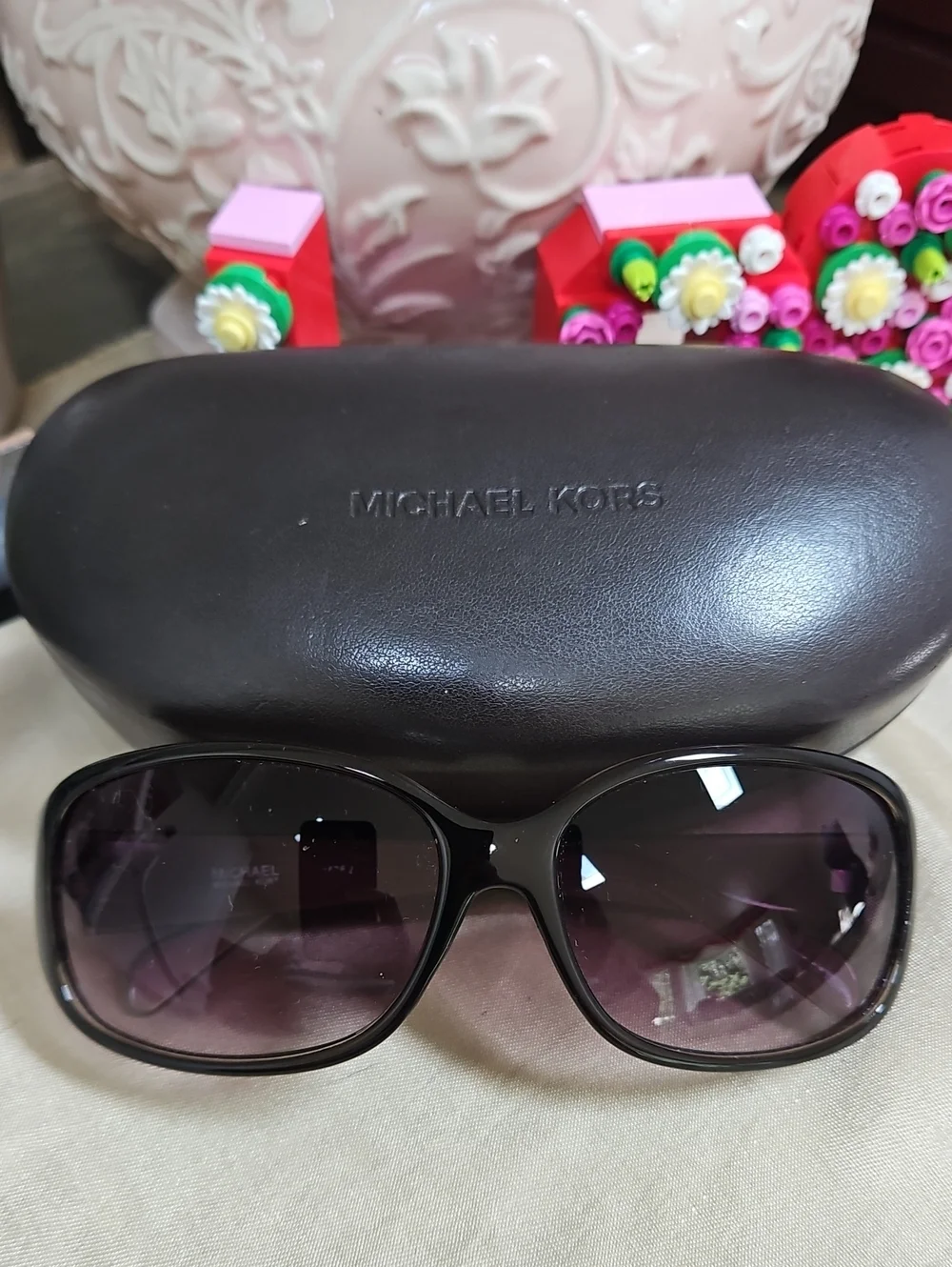 Michael Kors Women's Black Sunglasses with Gradient Purple Lenses And Brown Case